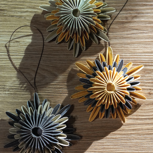 Paper Rosette Kayumanggi  - Ornaments